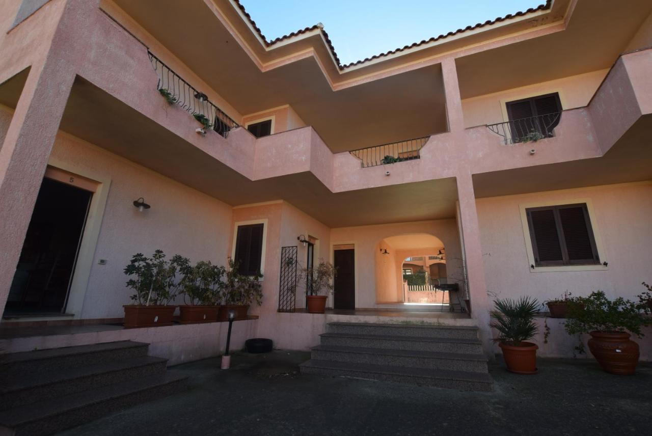 Residenza Sul Mare Aparthotel Valledoria  Εξωτερικό φωτογραφία