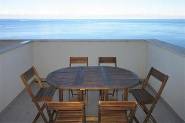 Residenza Sul Mare Aparthotel Valledoria  Εξωτερικό φωτογραφία
